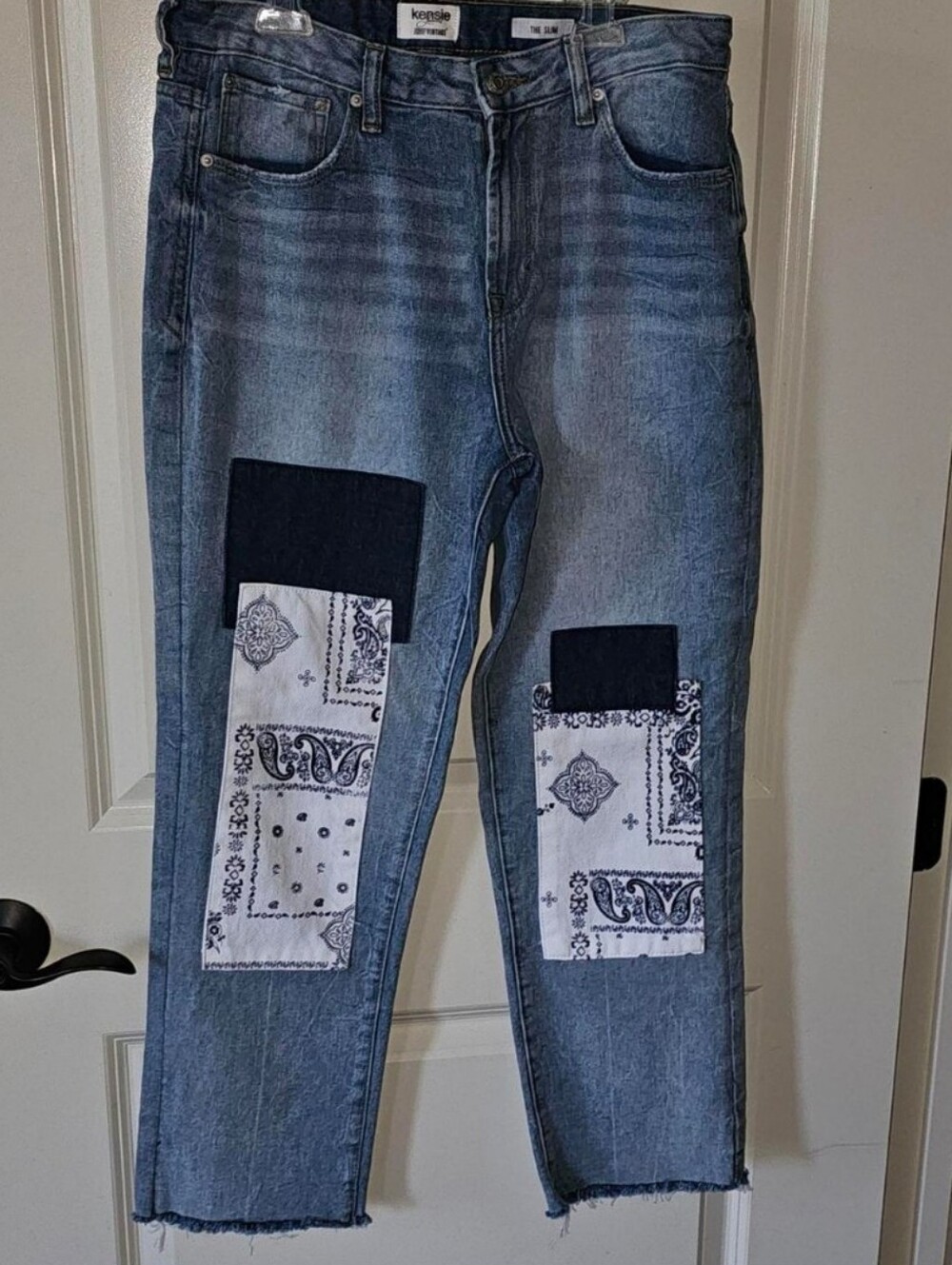 Kensie Blue Denim Cropped Jeans with Black & White Bandana Patches